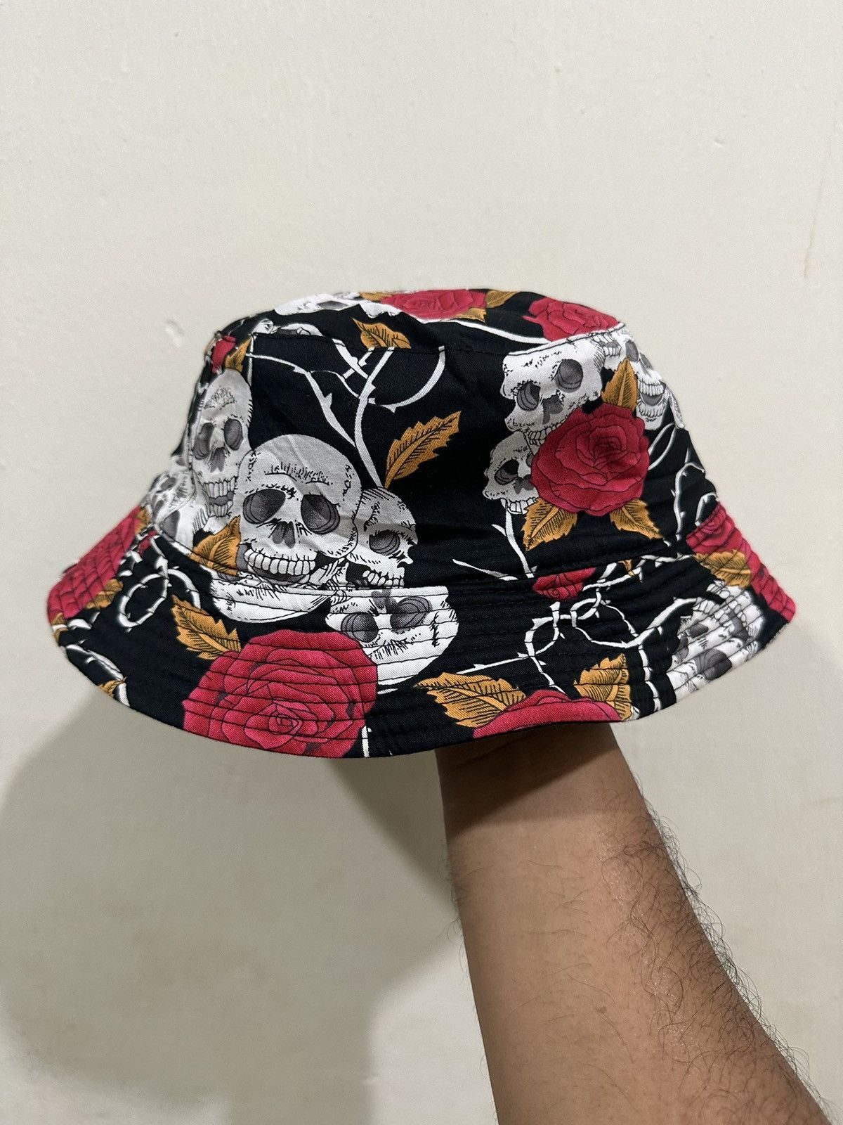 Vintage Skull Rose Off Work Reversible Hat Size ONE SIZE - 1 Thumbnail