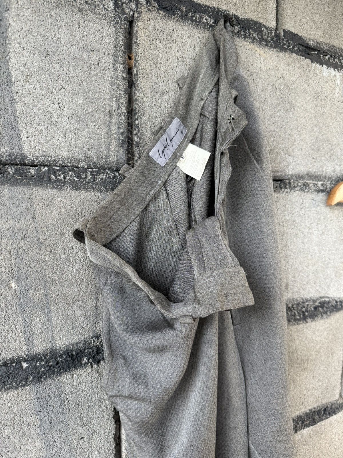 Yohji Yamamoto YOHJI YAMAMOTO SIGNATURE RAYON PANT "VINTAGE" Size 23" - 4 Thumbnail