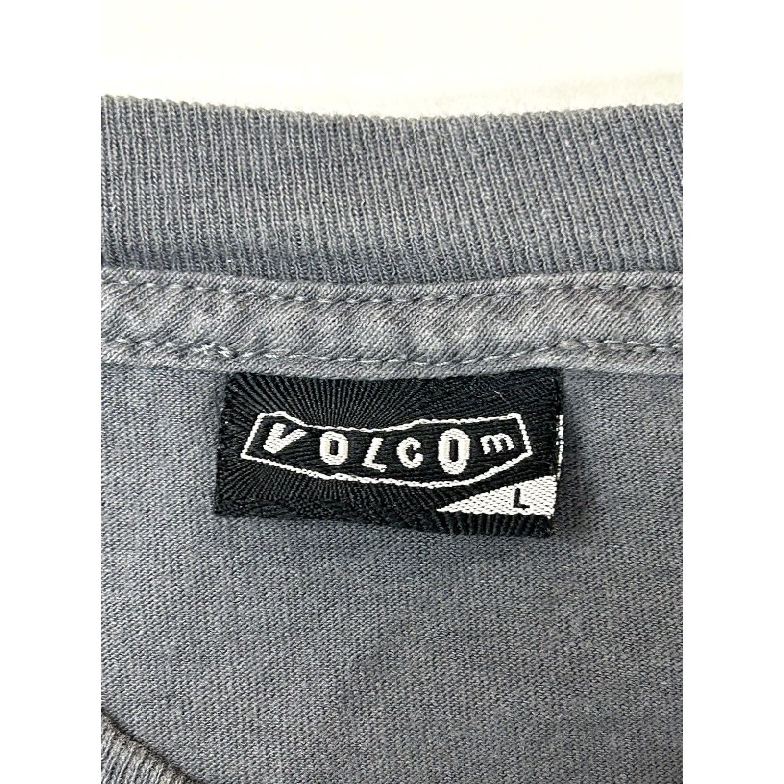 Volcom VINTAGE Volcom Stone Tee Long Sleeve Large Gray/Red 2000s Size US L / EU 52-54 / 3 - 6 Thumbnail