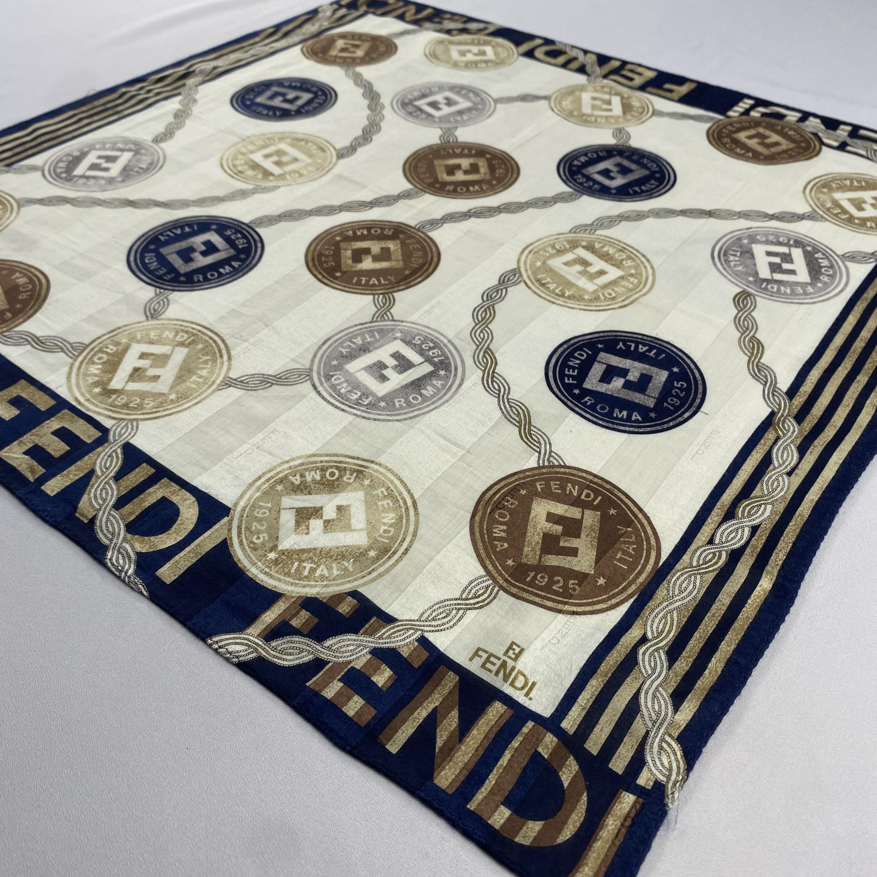 Vintage Fendi Handkerchief / Neckerchief / Bandana-P879 Size ONE SIZE - 2 Thumbnail