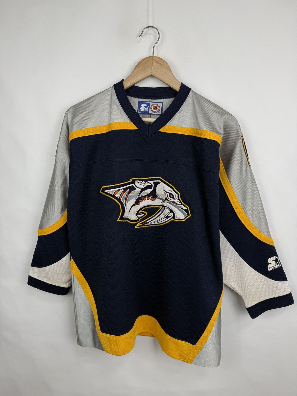Starter 🇺🇸 Vintage 90s Starter Nashville Predators NHL Hockey Jersey Size US S / EU 44-46 / 1 - 2 Thumbnail
