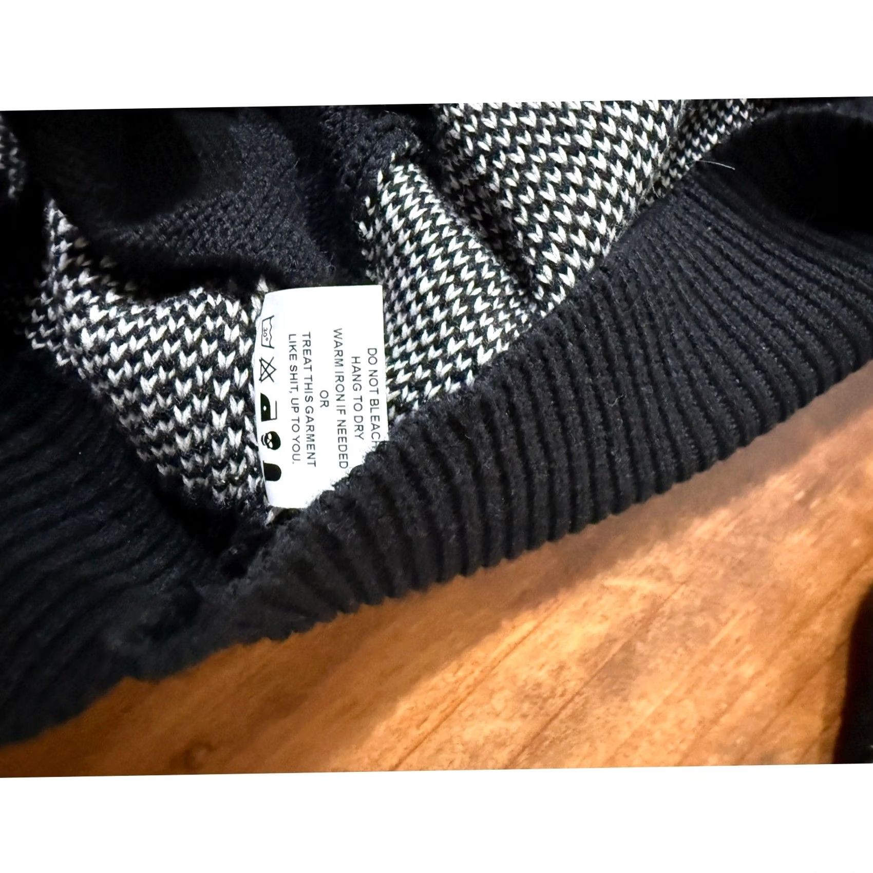 Bones VINTAGE Team Sesh Shirt Mens XS Crew Neck Pullover Acrylic Knit Black Skeleton Pattern Short Sleeves Long Sleeve Casual Winter Fall Spring Size US XS / EU 42 / 0 - 5 Thumbnail