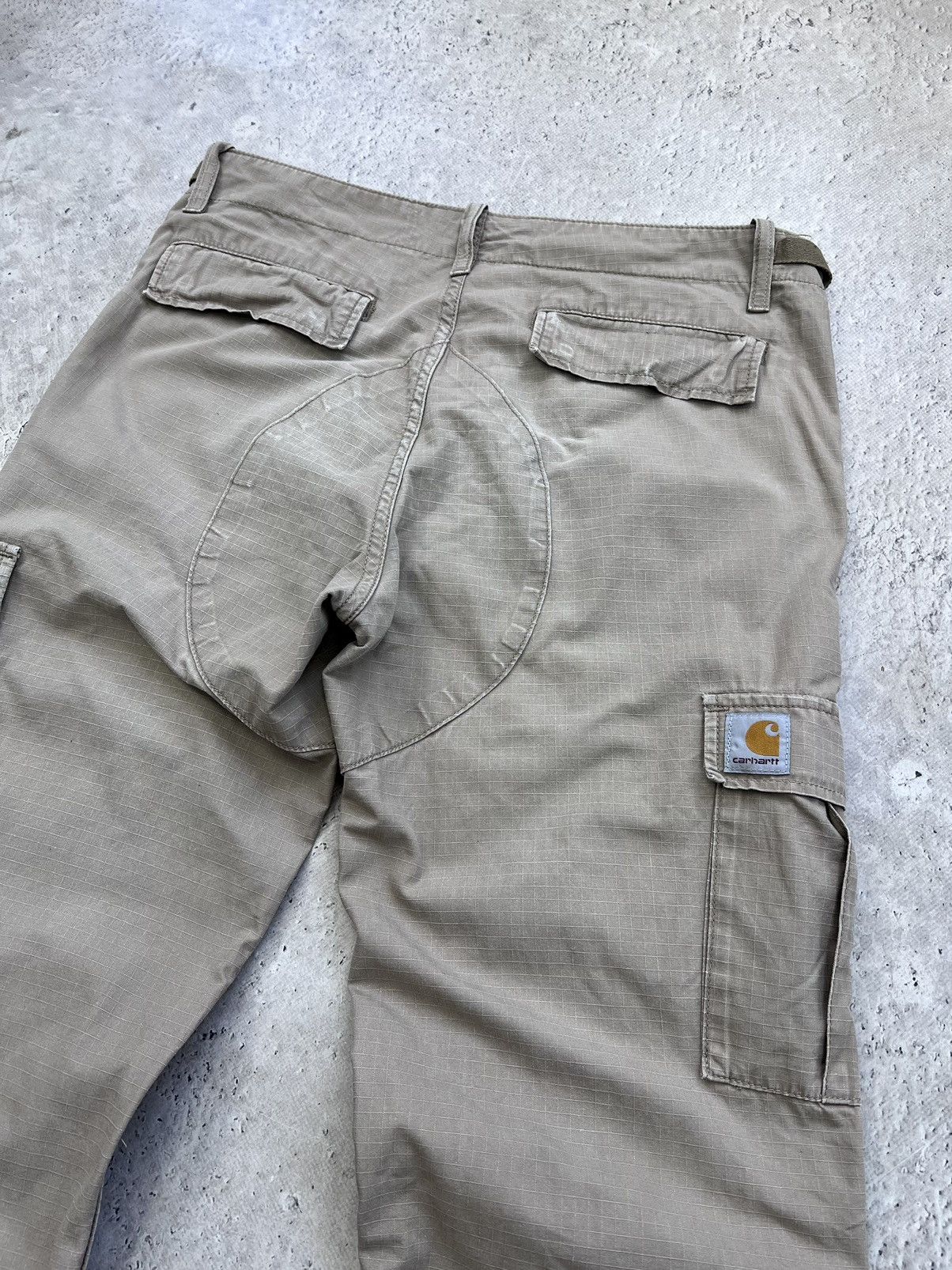 Carhartt × Vintage Vintage Carhartt Cargo Pants Thrashed Travis Scott Style Size US 30 / EU 46 - 9 Thumbnail