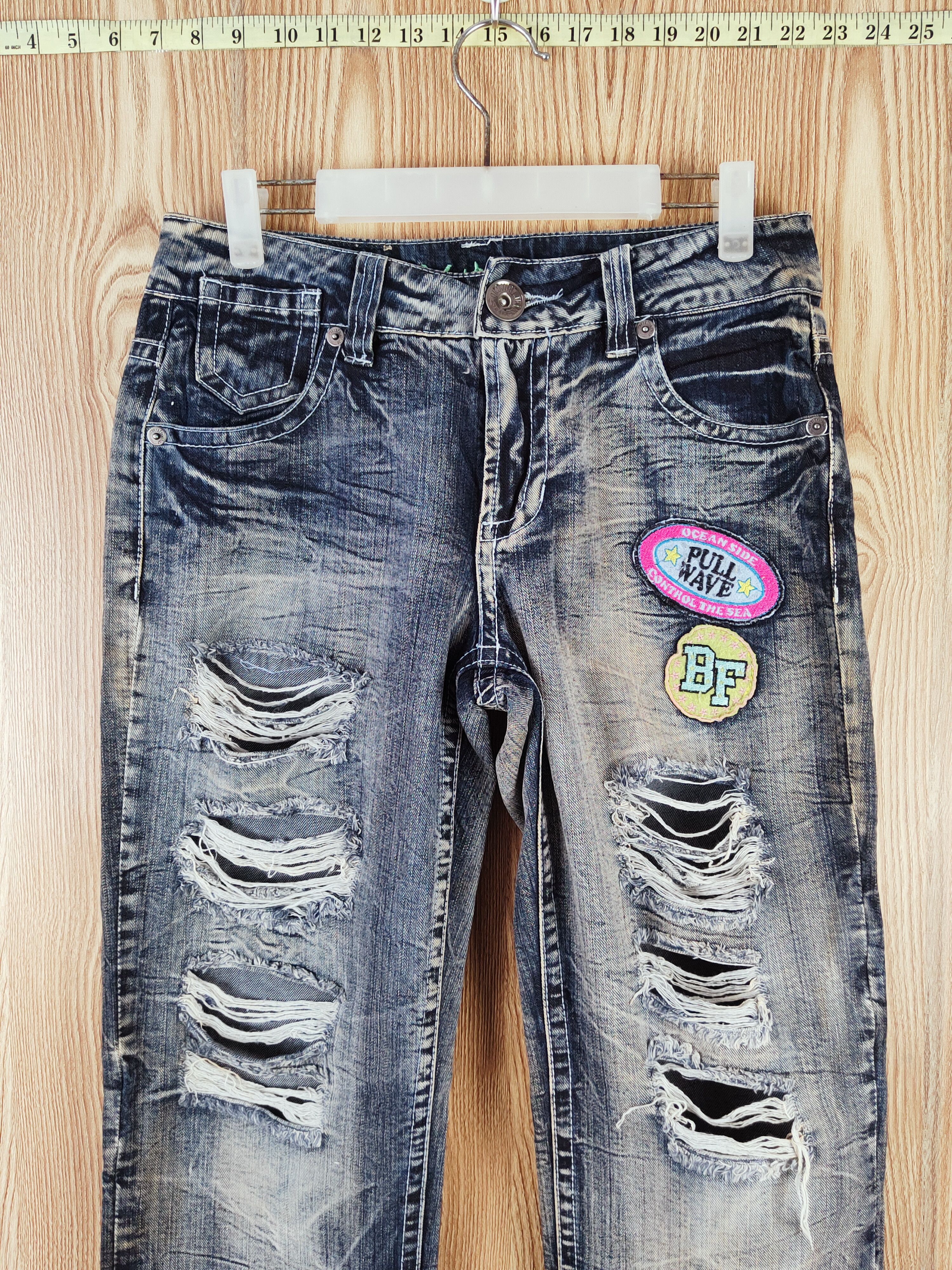 Japanese Brand × Vintage Japan patchwork Dark Blue Distressed Ripped Jeans #W020 Size 29" - 2 Thumbnail