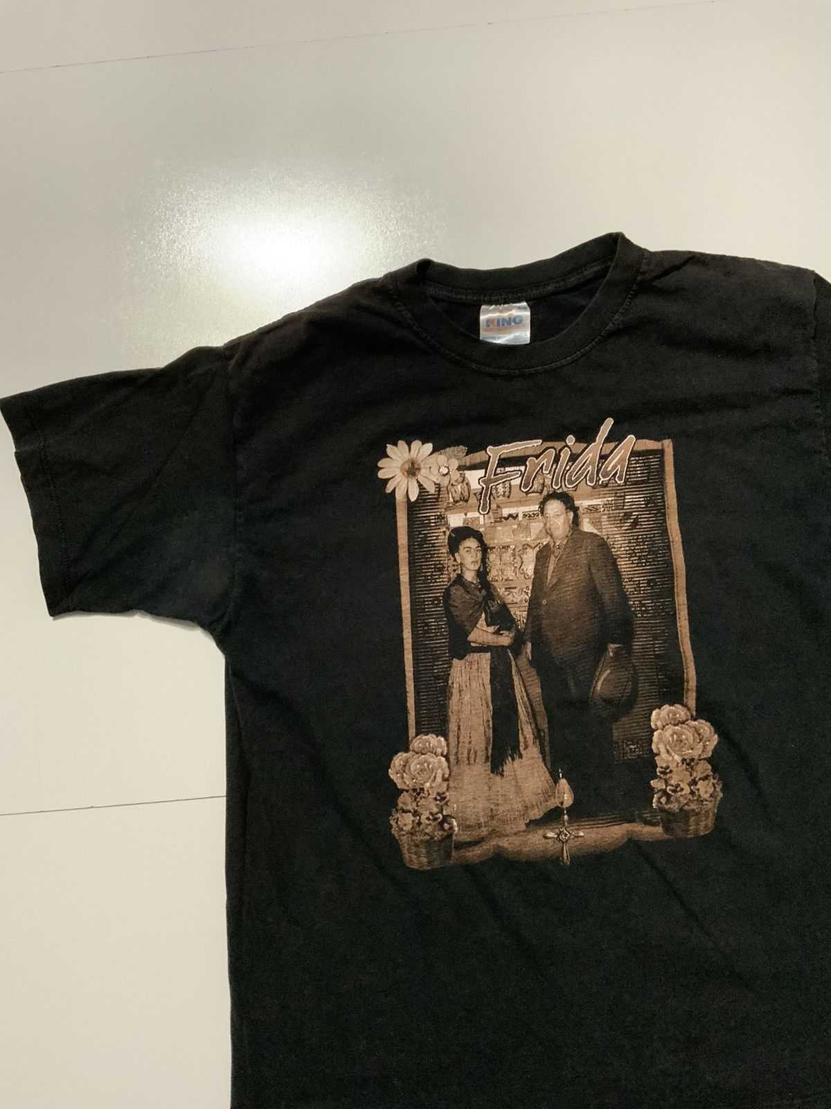 Vintage Frida Kahlo Diego Rivera Mexican Latin Art Artists T-Shirt Size US L / EU 52-54 / 3 - 4 Thumbnail