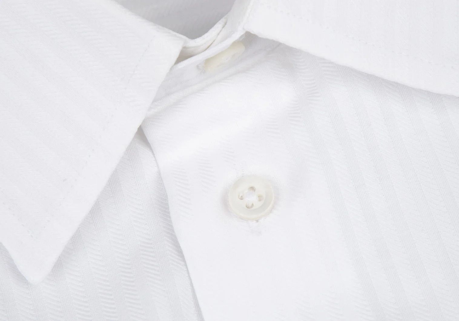 Armani Collezioni Cotton Shadow Stripe Shirt in White Size 43 Size US XXS / EU 40 - 7 Thumbnail