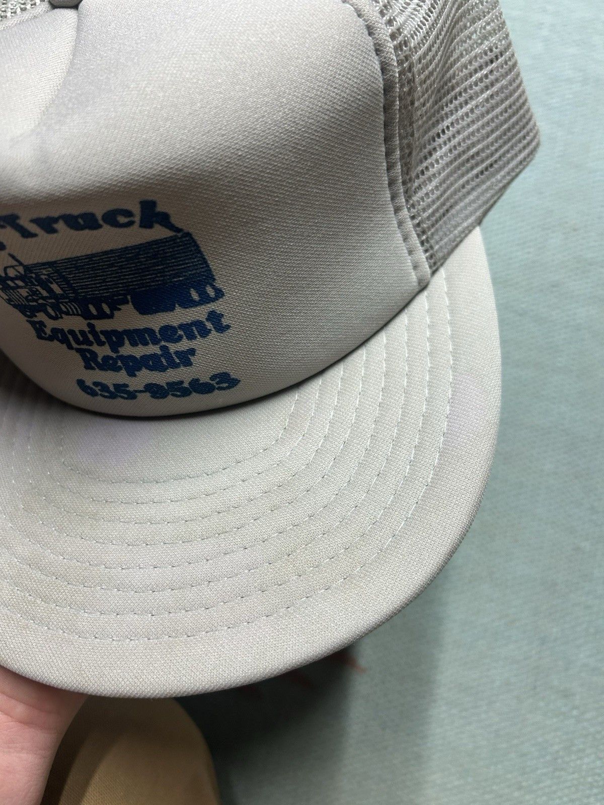 Vintage Vtg trucker hat mesh J&J truck equipment repair snapbac gray Size ONE SIZE - 4 Thumbnail