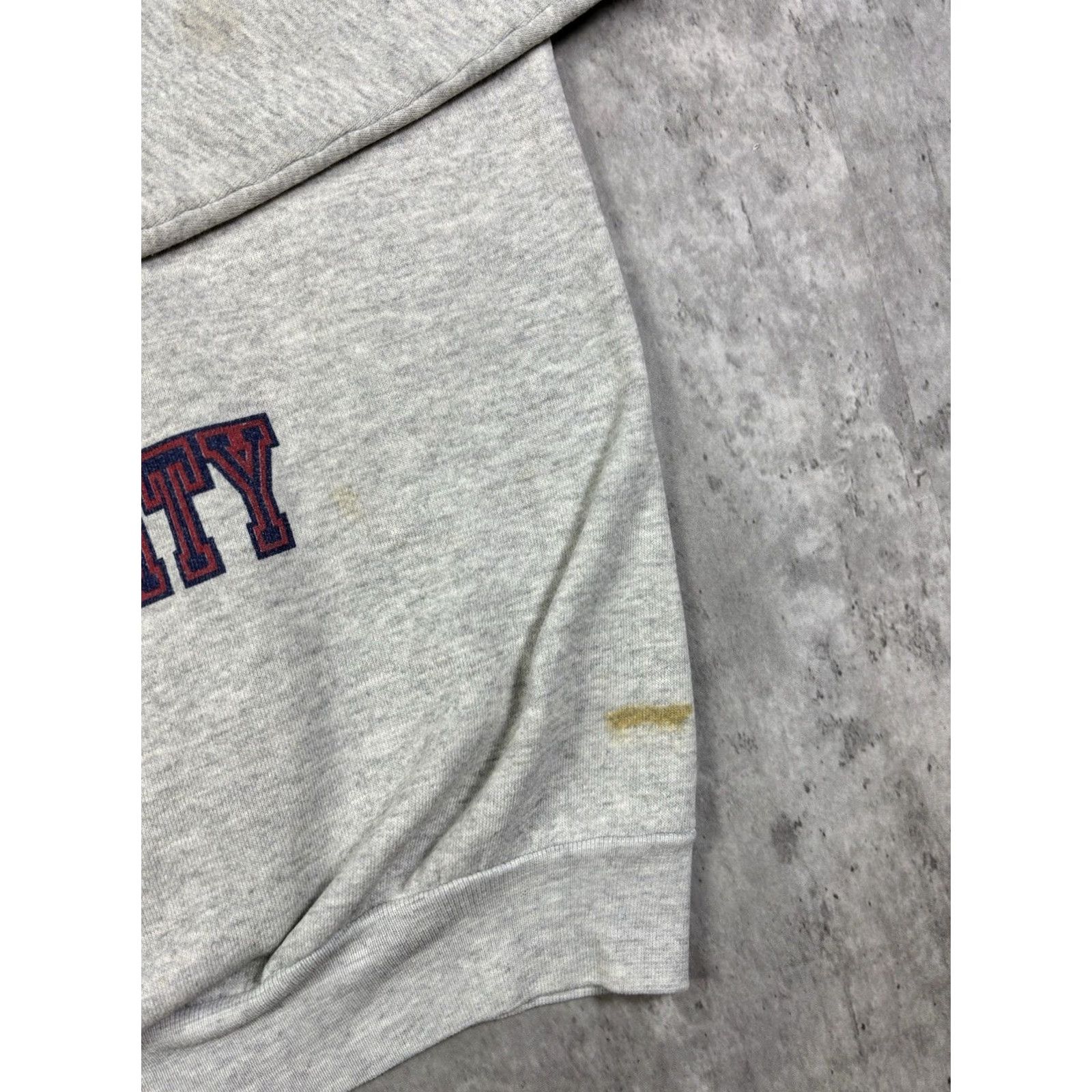Hanes VINTAGE University Sweatshirt Gray Pullover L Hanes Men 80s 90s Graphic Print College Football Hardwearing Wool Blend? Size US L / EU 52-54 / 3 - 6 Thumbnail