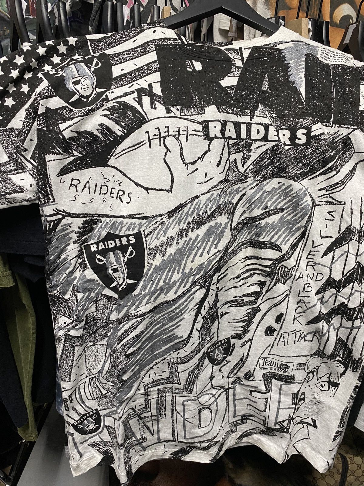 NBA Vintage 90’s Raiders AOP Rare Tee Shirt XLarge Size US XL / EU 56 / 4 - 3 Thumbnail