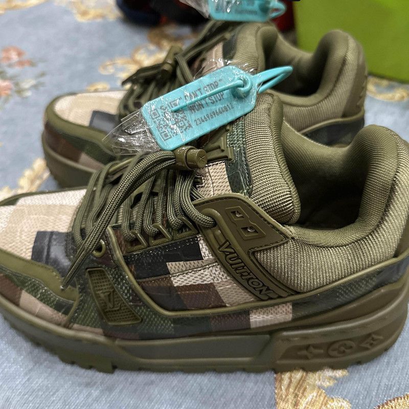 Louis Vuitton Louis Vuitton Trainer Maxi Low-Top Sneakers 0079 Size US 6.5 / EU 39-40 - 1 Thumbnail