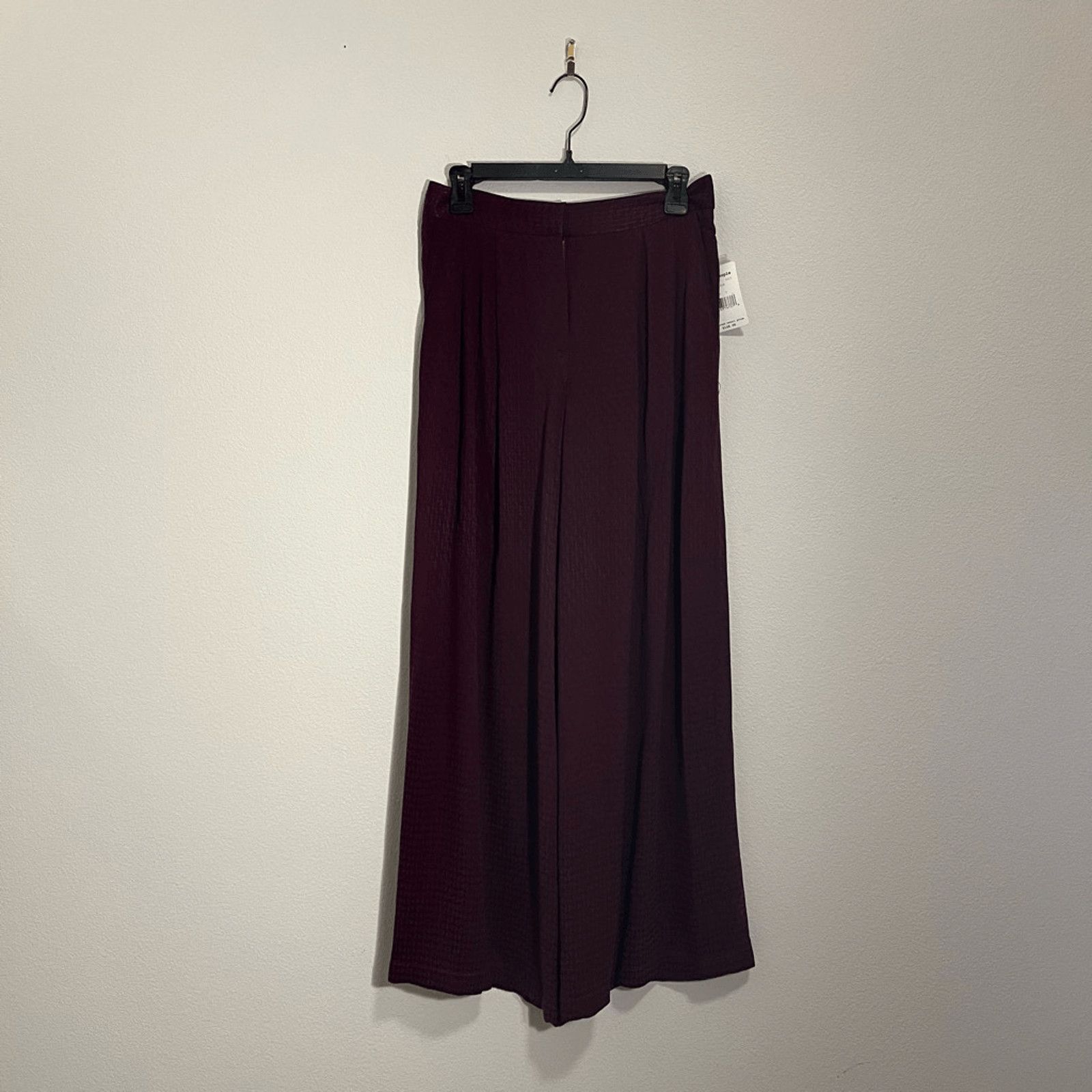Free People Free People NWT Cropped Wide Leg Pants in Sangria - Size 0 Size 25" / US 0 / IT 36 - 2 Thumbnail