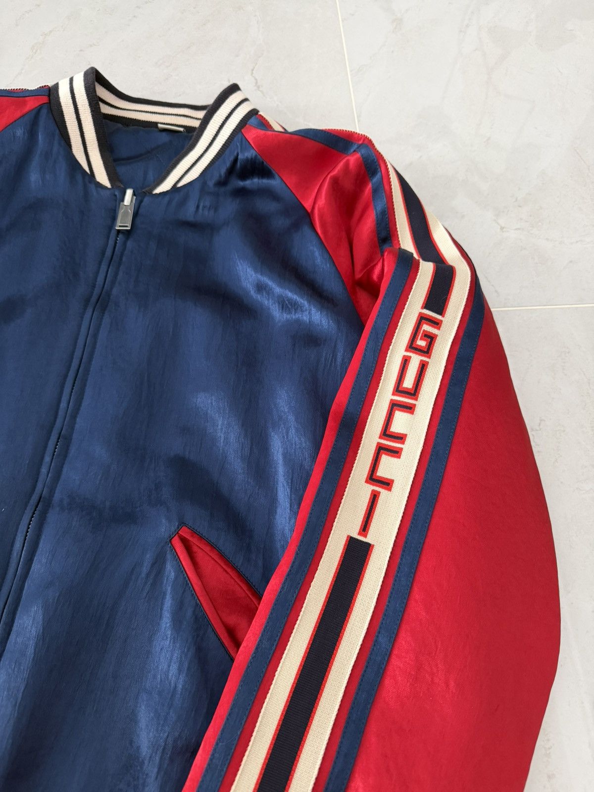 Gucci Gucci Bicolor Silk Logo Jacket Sz.50 Size US M / EU 48-50 / 2 - 2 Thumbnail