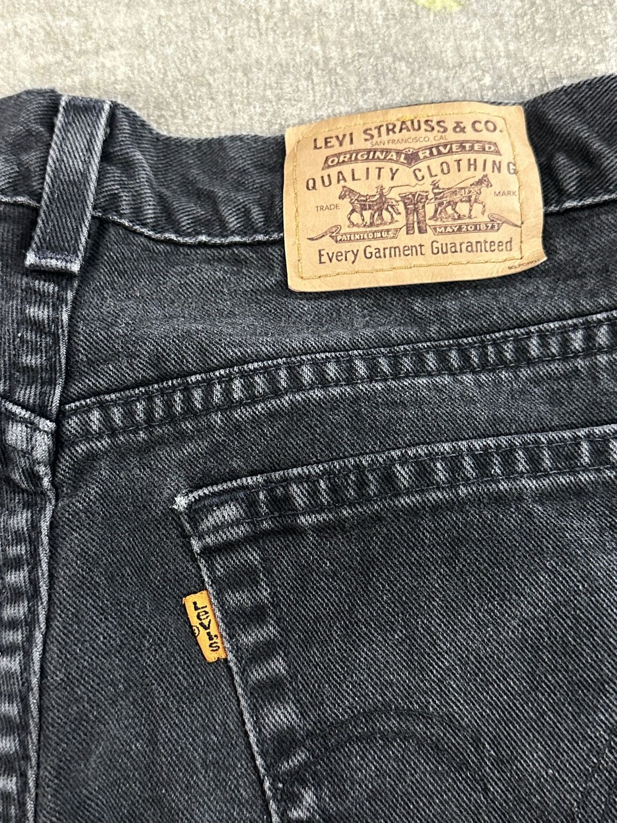 Levi's × Vintage Vintage 90s Levi’s Orange Tab Denim Black Jeans Size US 32 / EU 48 - 9 Thumbnail