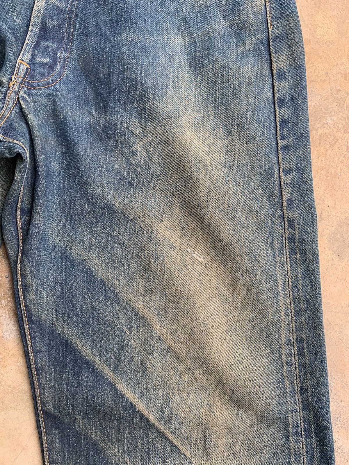 Levi's × Vintage Big E Vintage Levi’s 501 Redline Jeans Selvedge Distressed Size US 29 - 11 Thumbnail