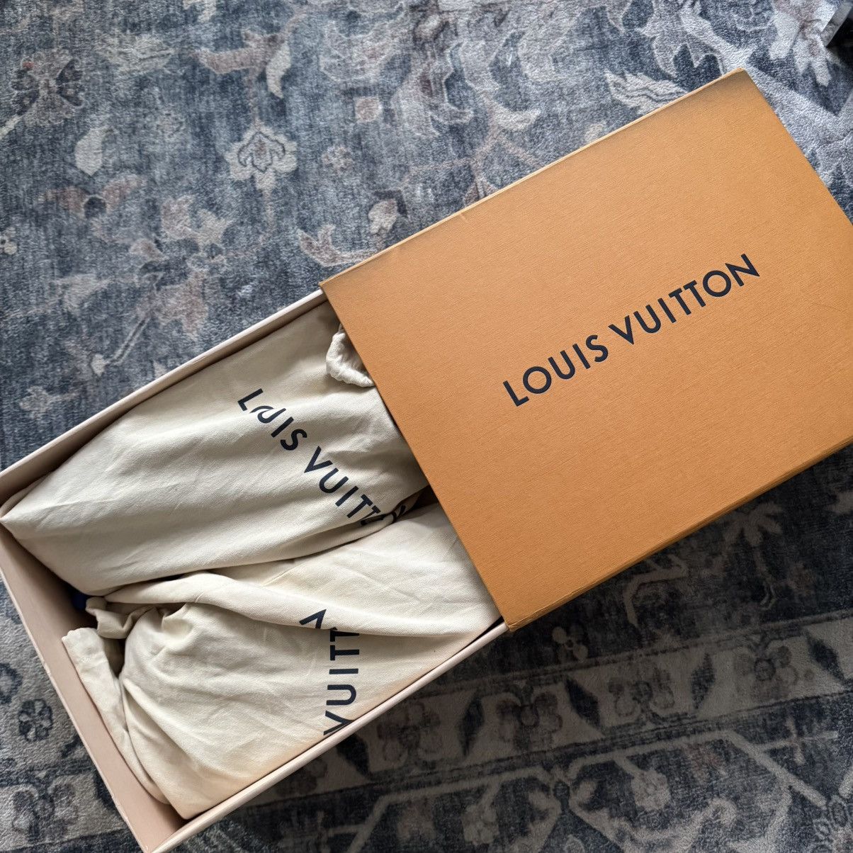Louis Vuitton LV Louis Vuitton Maxi Trainer Black Brown Suede Black sz 12 Size US 12 / EU 45 - 11 Thumbnail