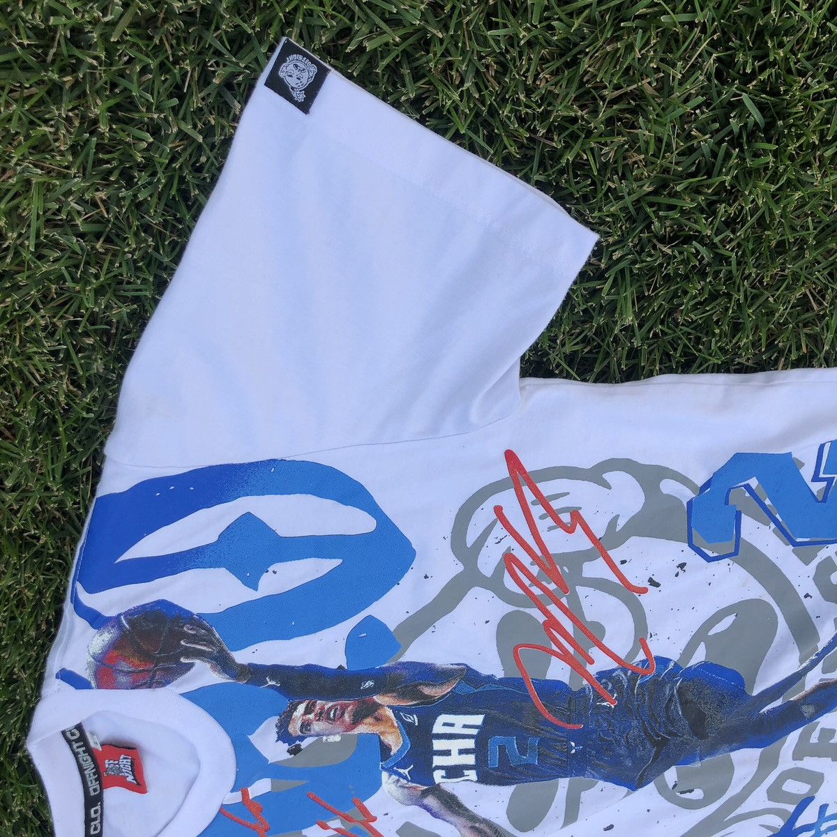 Umbro Lamelo ball #2 basketball graphic tee shirt Size US L / EU 52-54 / 3 - 5 Thumbnail