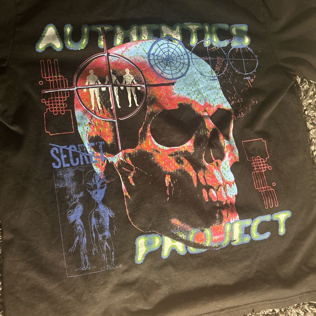 Other Authentic Black T Shirt Size US M / EU 48-50 / 2 - 2 Thumbnail