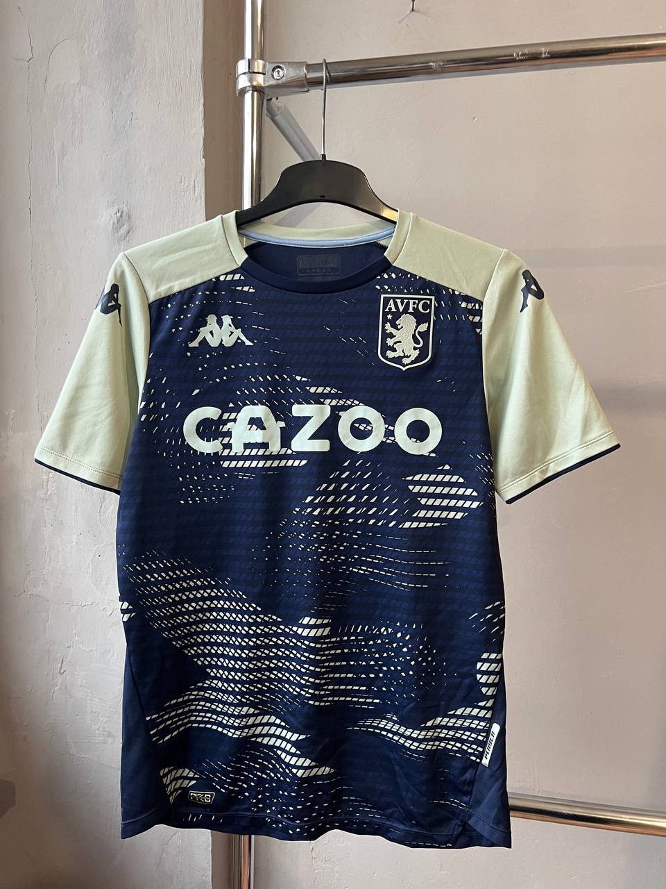 Kappa 2021/22 ASTON VILLA TRAINING SOCCER JERSEY FOOTBALL SHIRT L Size US L / EU 52-54 / 3 - 2 Thumbnail