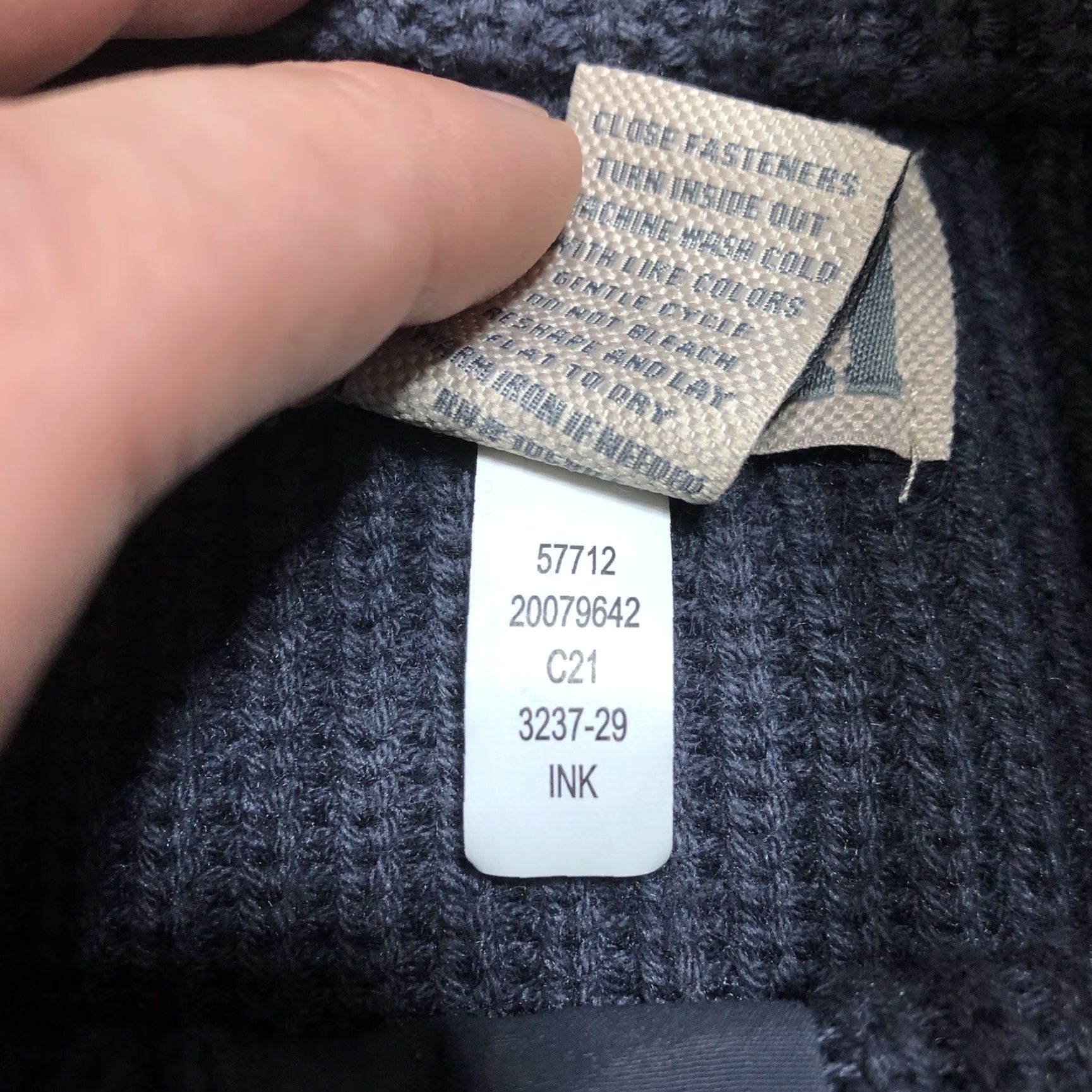 CO Duluth Trading Co Mens M Faded Blue Shawl Collar Henley Pullover Elbow Patch Sweater Shirt? Size US M / EU 48-50 / 2 - 5 Thumbnail