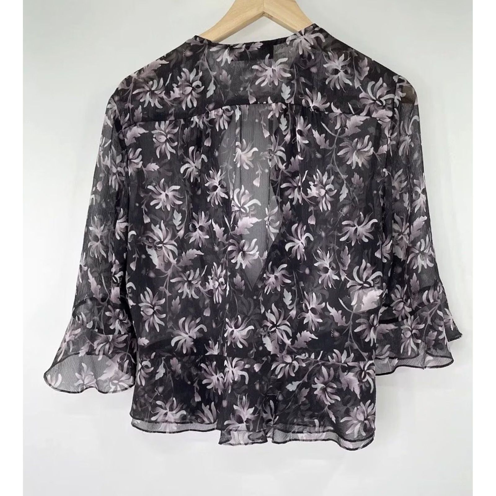 Jones New York Jones New York Cardigan Women 12P Sheer Floral Purple Black 100% Silk Button Front 3/4 Sleeve Size XL / US 12-14 / IT 48-50 - 2 Thumbnail