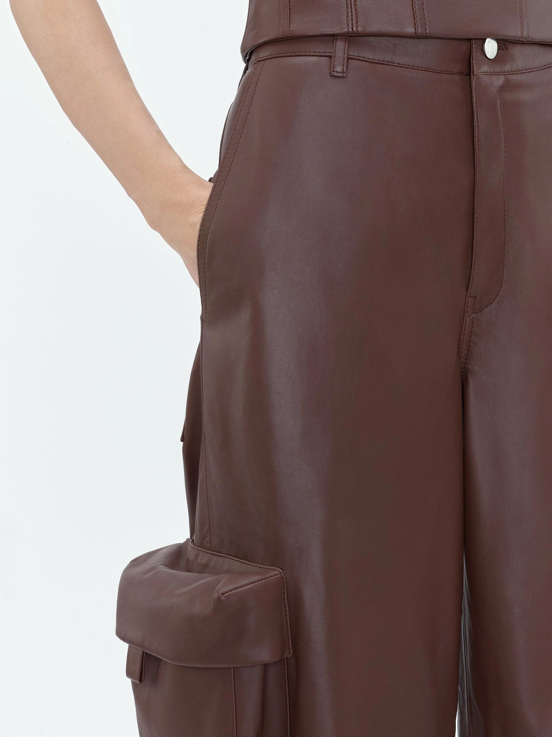 Amiri oc11z0225 Baggy Cargo Pant in Brown Size 28" / US 6 / IT 42 - 6 Thumbnail
