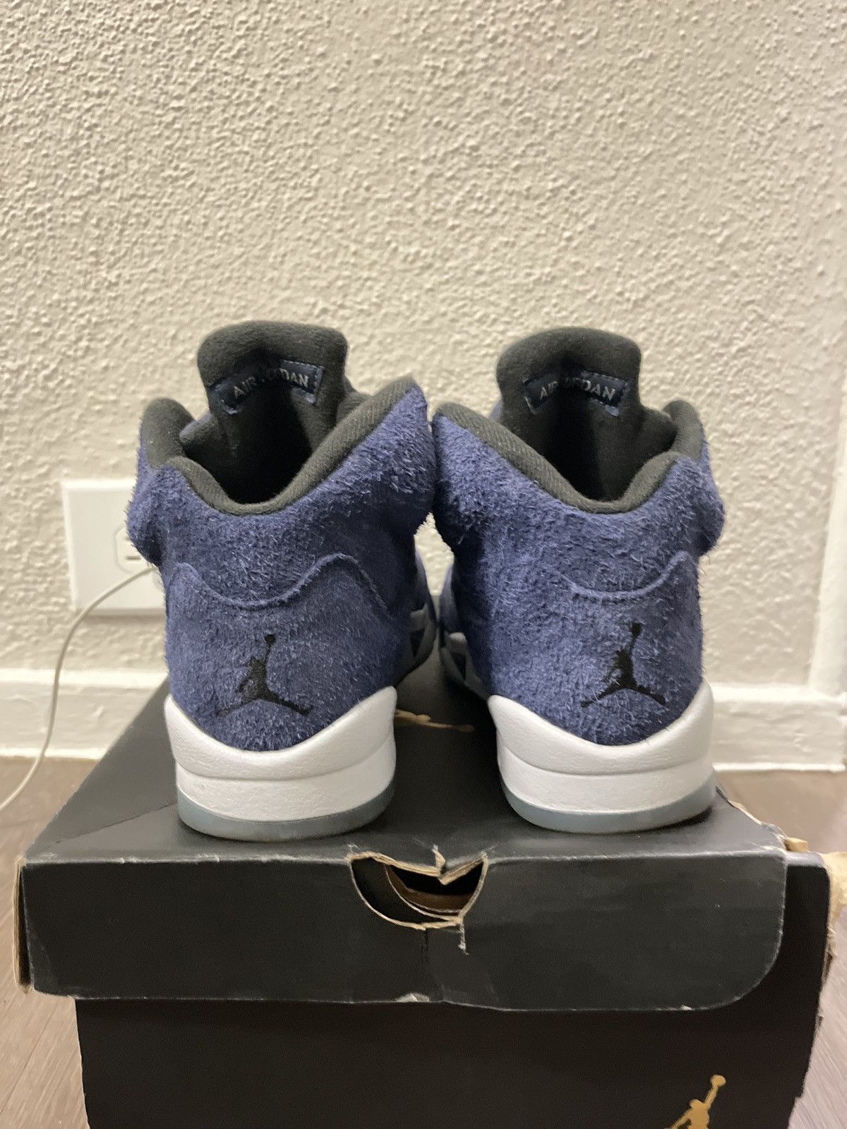 Nike Air Jordan 5 “Midnight Navy” Grade School Size US 8 / IT 38 - 2 Thumbnail