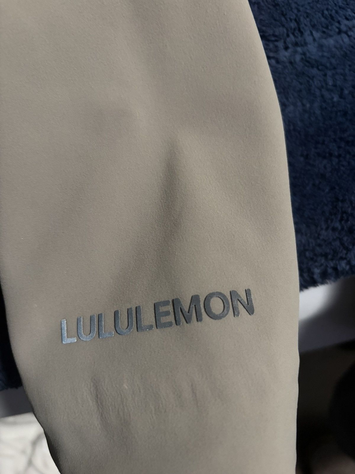Lululemon LuLuLemon Cross Chill Jacket Size US M / EU 48-50 / 2 - 2 Thumbnail