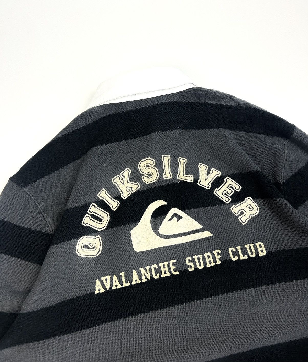 Quiksilver Vintage Quiksilver Striped Rugby Shirt Jersey Grey Y2K Size US L / EU 52-54 / 3 - 9 Thumbnail