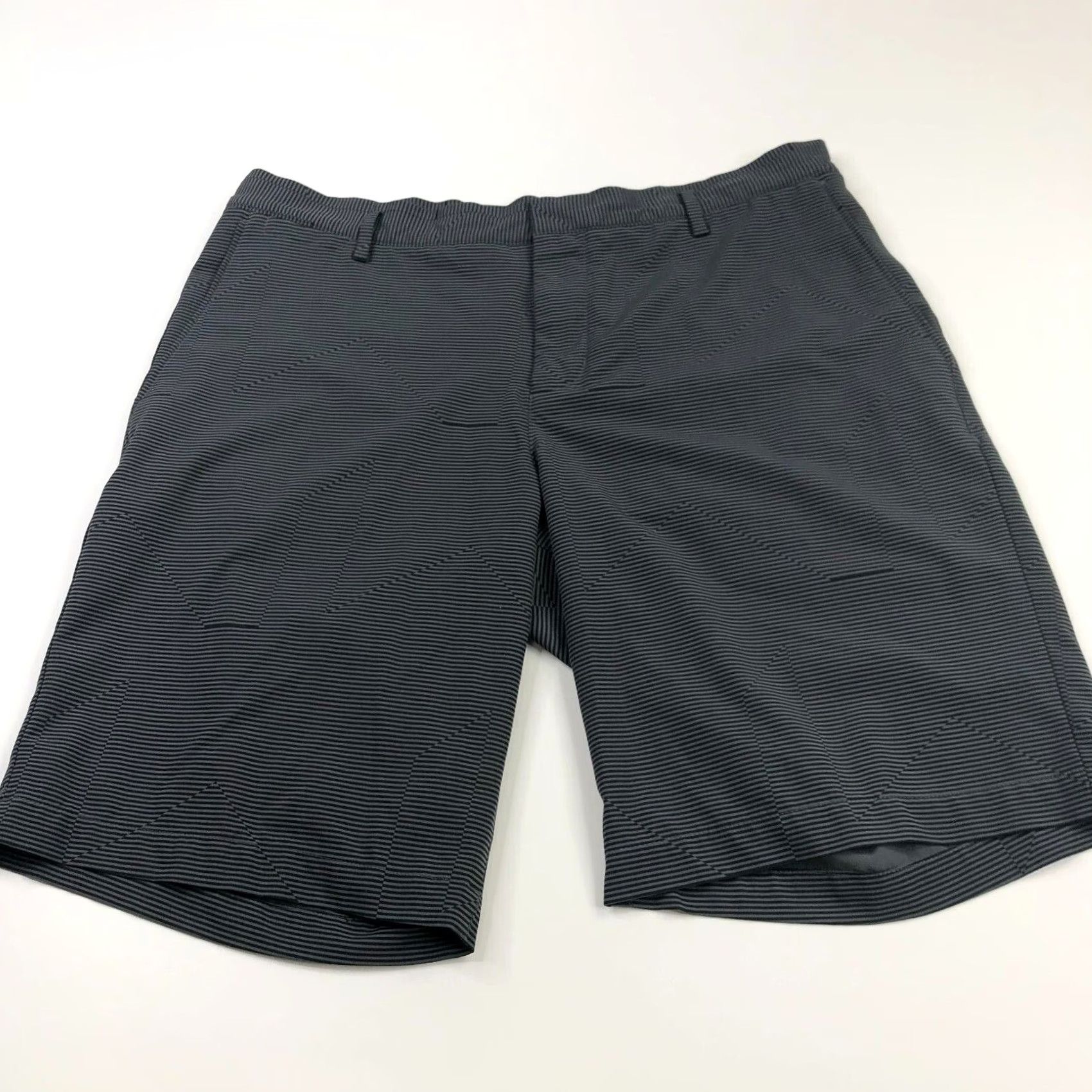 Nike Nike Dri-Fit 34 (Fit 34W) Golf Polyester Stretch Flat 10" Chino Shorts (Gray) Men 34 Regular Belt Loops Front Pockets Stretch 90s Casual Size US 34 / EU 50 - 3 Thumbnail