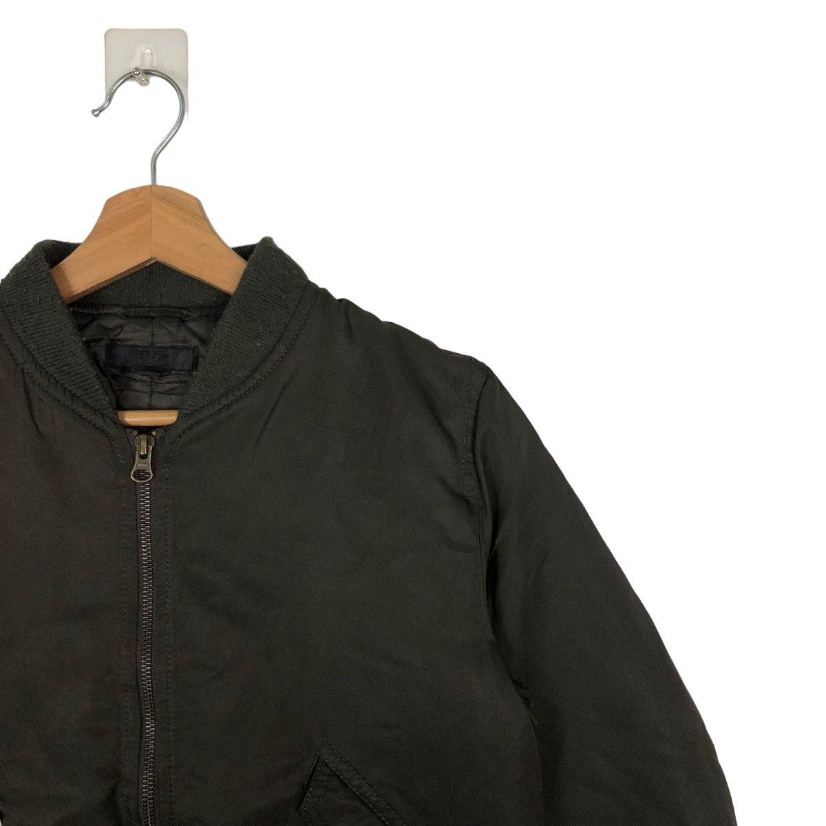 Japanese Brand VINTAGE BOMBER JACKET RIOT RIOT DESIGN UNIQLO JAPAN Size US M / EU 48-50 / 2 - 5 Thumbnail