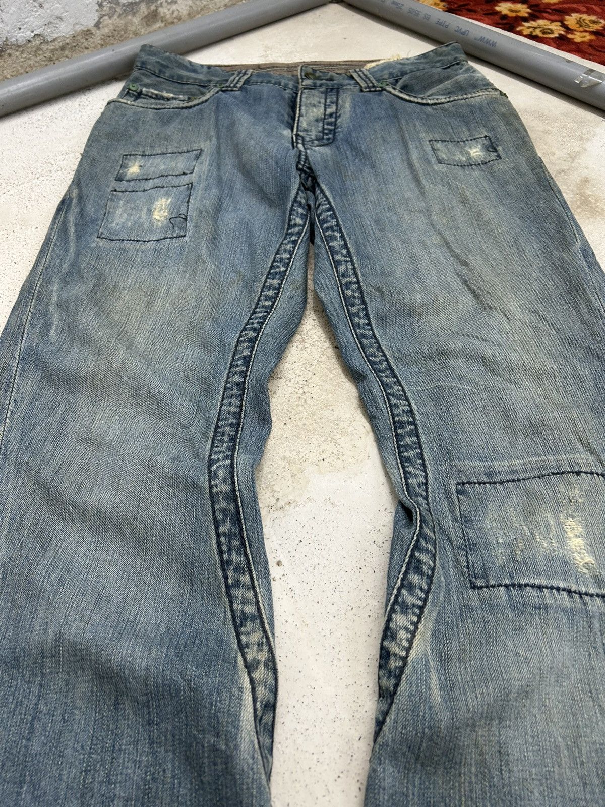 Le Grande Bleu (L.G.B.) Vintage Flare Stitch’s Tailored Denim Japan Uroboro Dirty Size US 32 / EU 48 - 8 Thumbnail