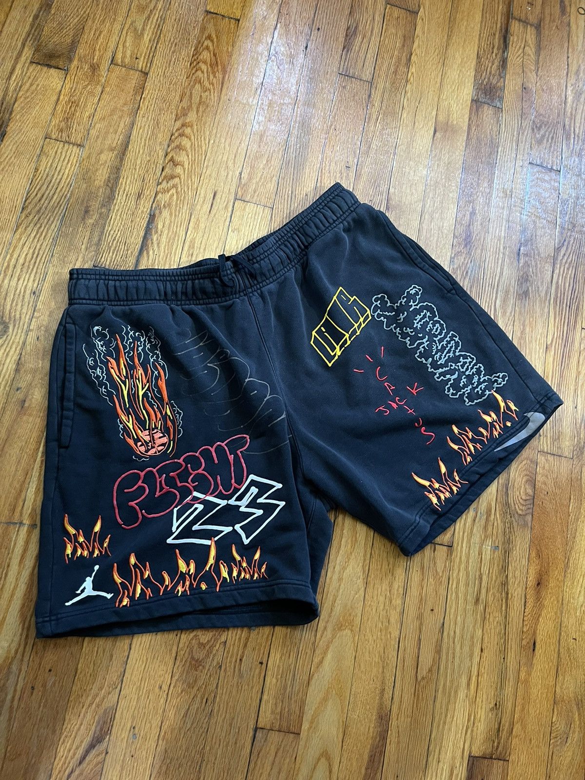 Travis scott mj fleece short sales