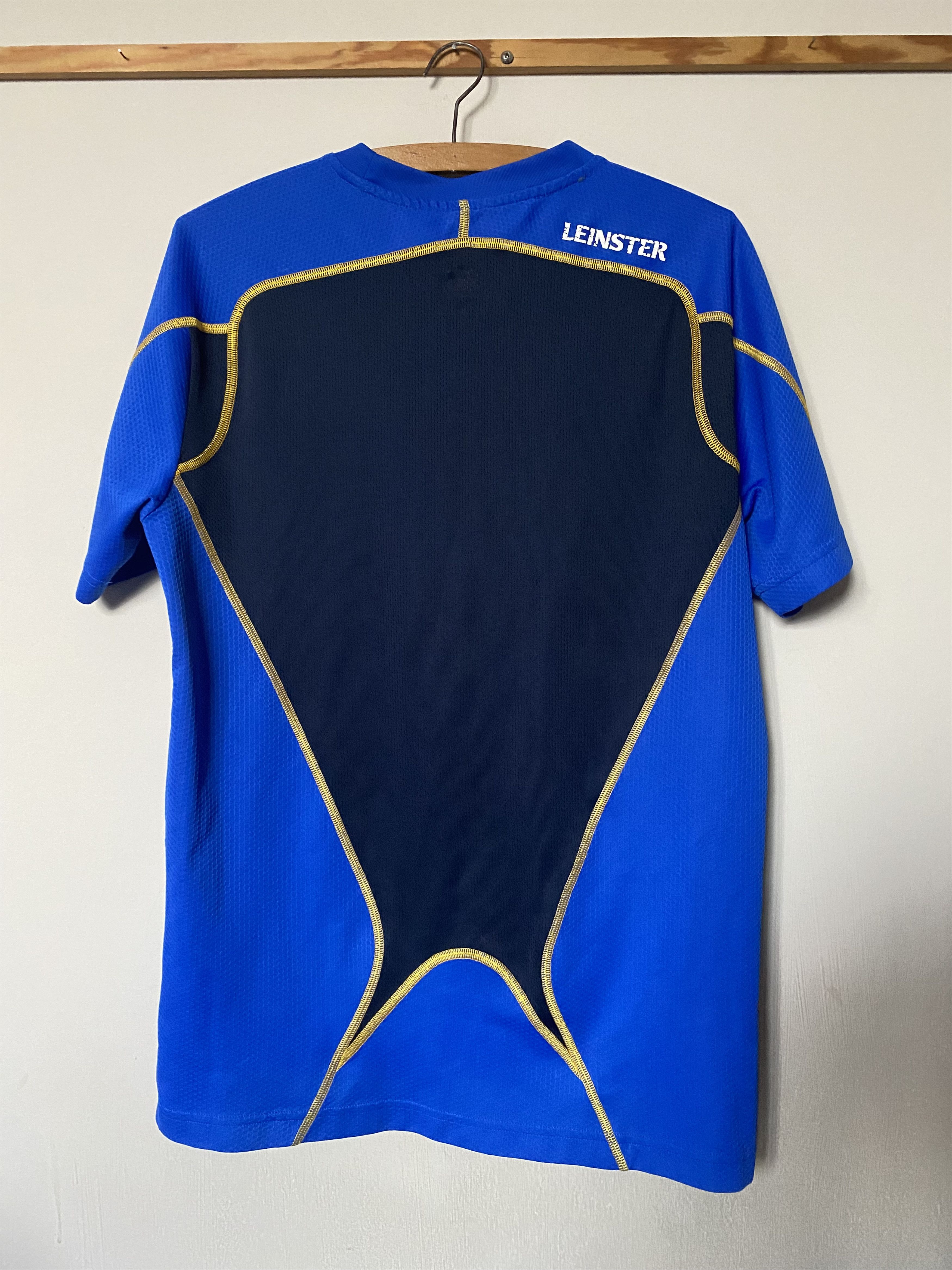 Canterbury of New Zealand Rugby LEINSTER RUGBY - training - Canterbury - M - UNIQUE Size US M / EU 48-50 / 2 - 2 Thumbnail