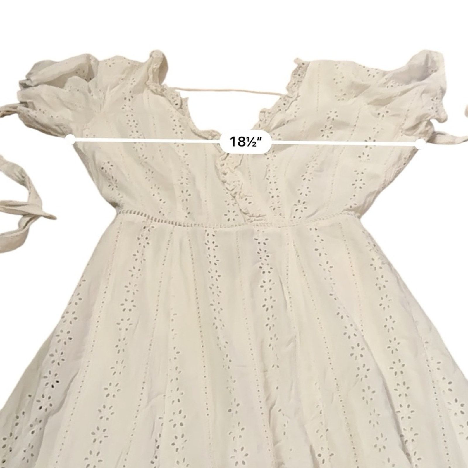 REVOLVE Finders Keepers Sundays White Eyelet V Neck Midi Dress Size M / US 6-8 / IT 42-44 - 11 Thumbnail