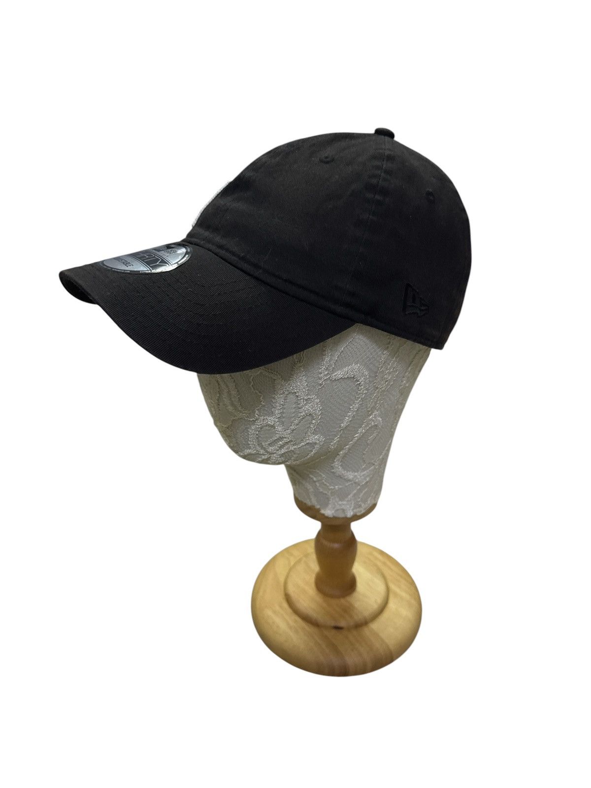 New Era × Yohji Yamamoto YOHJI YANAMOTO POUR HOMME X NEW ERA ADJUSTABLE CAP Size ONE SIZE - 3 Thumbnail