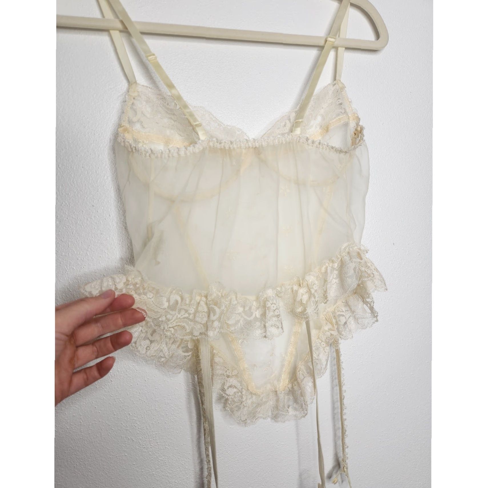 Vintage VINTAGE White Lace Floral Garter Bodysuit Teddy One Piece M Womens Size M / US 6-8 / IT 42-44 - 7 Thumbnail