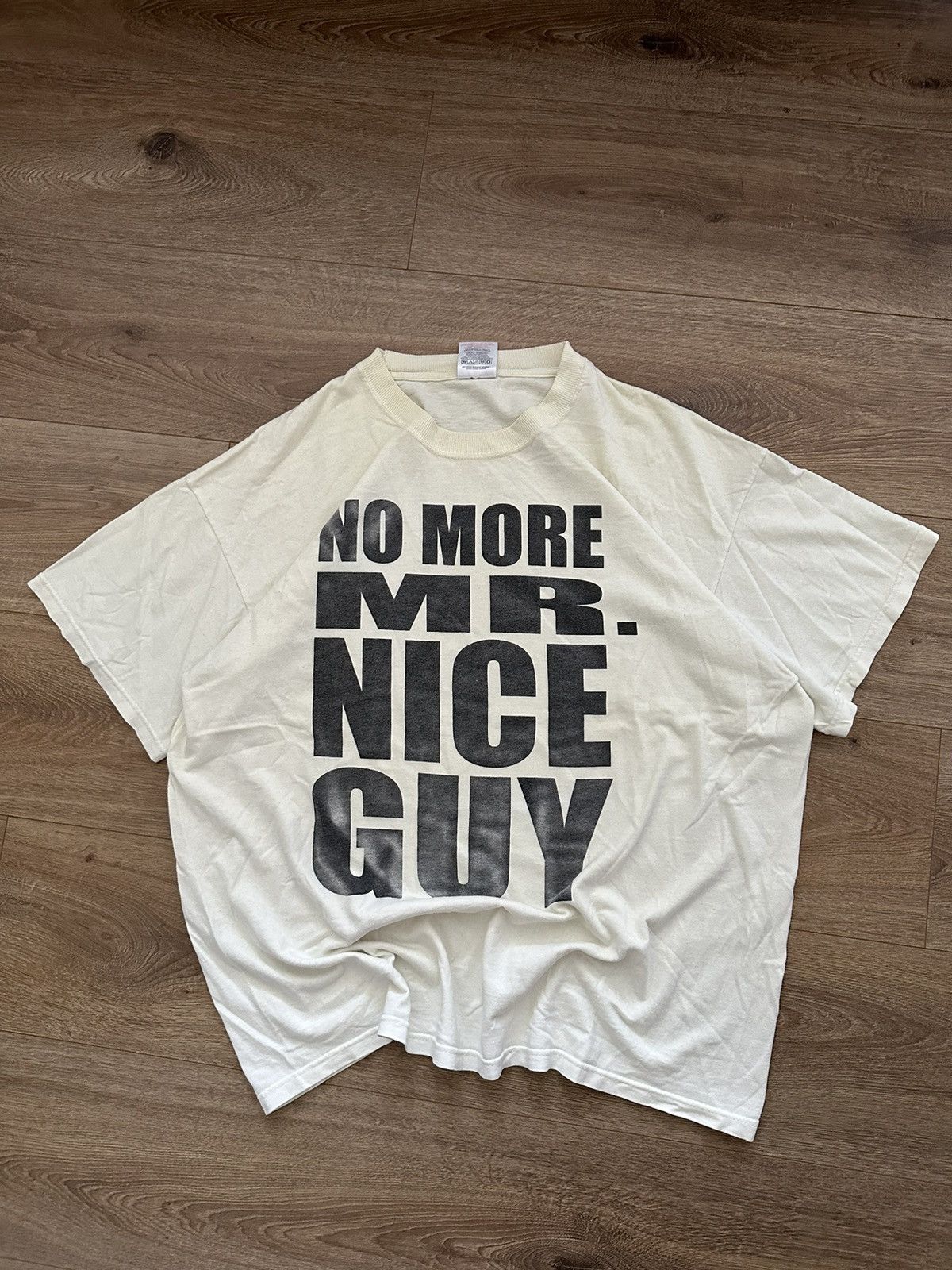 Band Tees 🔥VINTAGE ALICE COOPER 2004 NO MORE MR NICE GUY T-SHIRT🔥 Size US XL / EU 56 / 4 - 1 Thumbnail