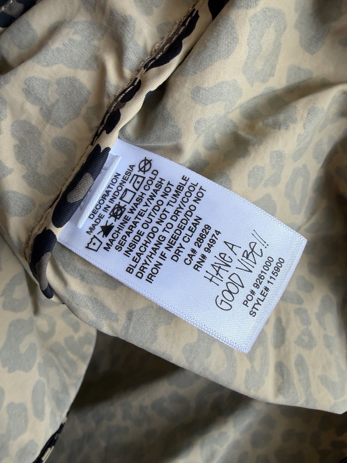 Stussy XL STUSSY Lightweight Hooded Jacket Cheetah Nylon Zip Up Size US XL / EU 56 / 4 - 6 Thumbnail