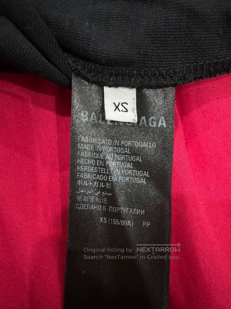 Balenciaga Balenciaga Solid Color Logo Print Concealed Round Neck Sho Size US XS / EU 42 / 0 - 6 Thumbnail