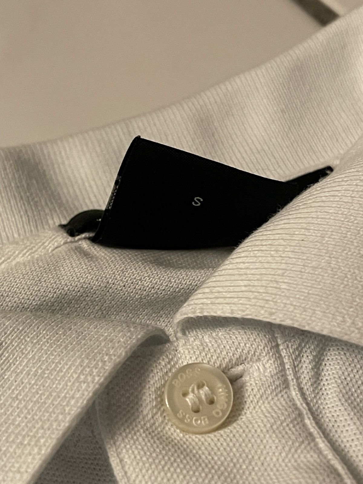 Hugo Boss Hugo Boss Polo Shirt Size Small Collar White Regular Fit Size US S / EU 44-46 / 1 - 4 Thumbnail
