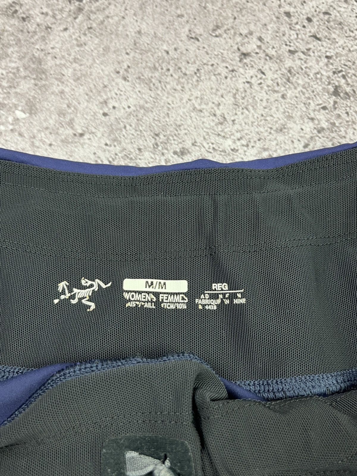 Arc'teryx Wmn’s Technical Running Shorts Navy Trail Outdoor Gorpcore Size 30" / US 8 / IT 44 - 6 Thumbnail