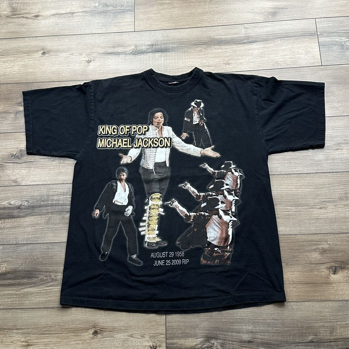 2009 Michael Jackson King of Pop Memorial Tribute Tee