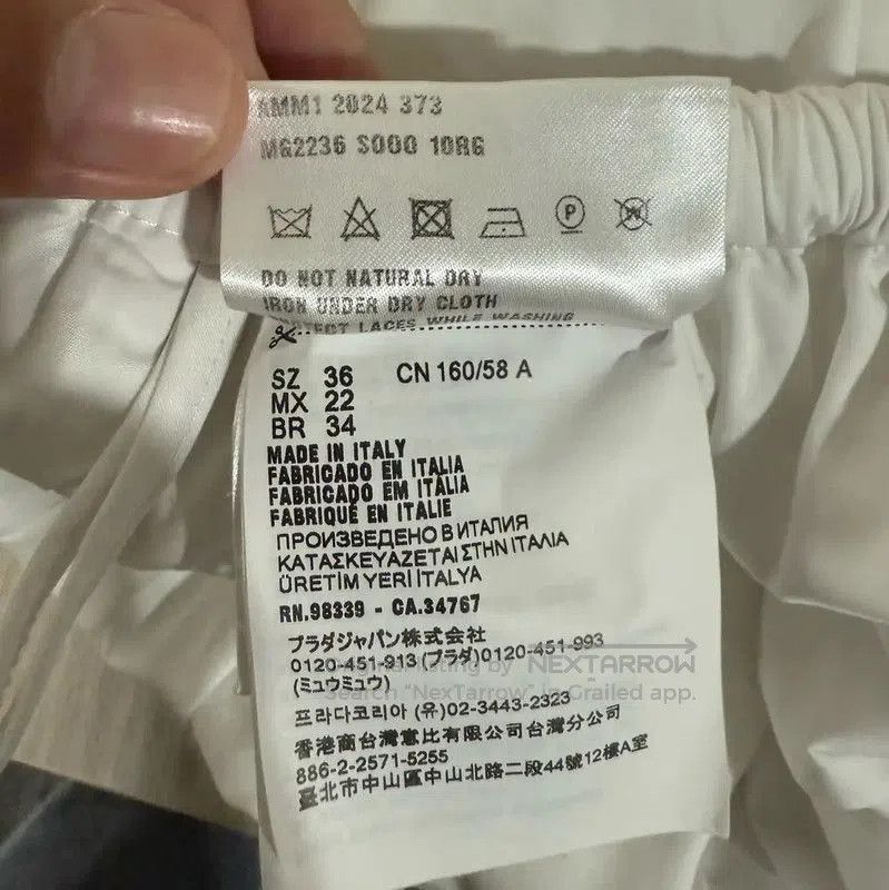 Miu Miu Miu Miu Women's White Nylon Shorts . Size 28" / US 6 / IT 42 - 5 Thumbnail