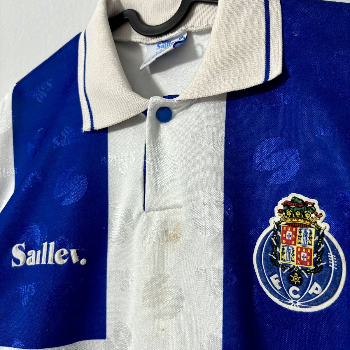 Vintage 1995 1996 FC Porto Retro Vintage Saillev Home Soccer Jersey Size US L / EU 52-54 / 3 - 4 Thumbnail