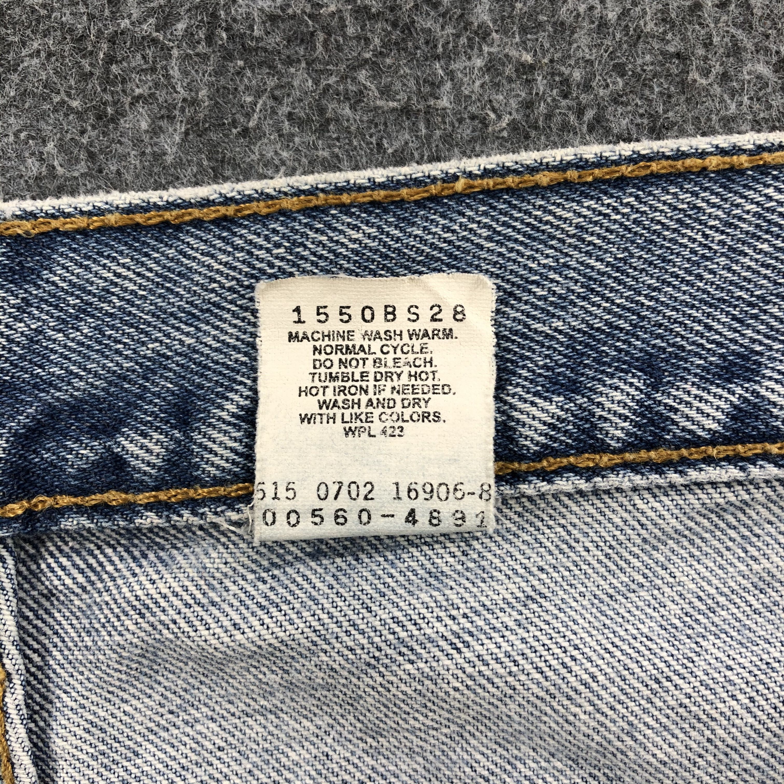 Levi's Vintage Levis 560 Jeans Light Wash Denim KJ546 Size US 32 / EU 48 - 10 Thumbnail