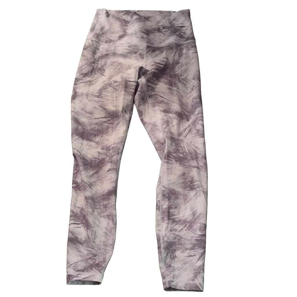 Lululemon Lululemon Wunder Under 7/8 Tight Breeze By White Sz 4 Size 27" / US 4 / IT 40 - 1 Thumbnail