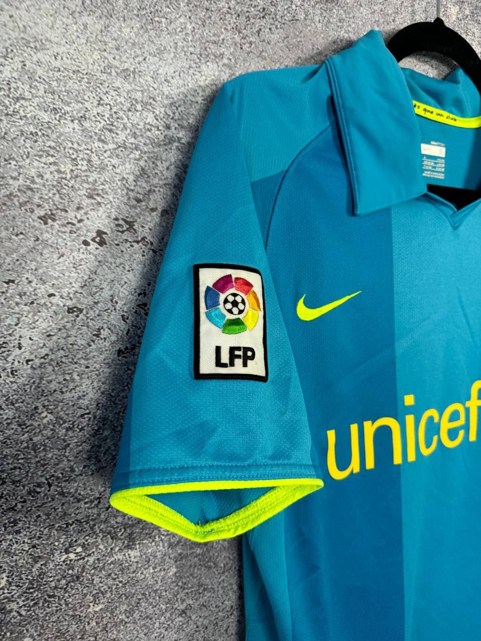 Nike Vintage FC Barcelona 2007/08 Nike Soccer Jersey Size US S / EU 44-46 / 1 - 6 Thumbnail