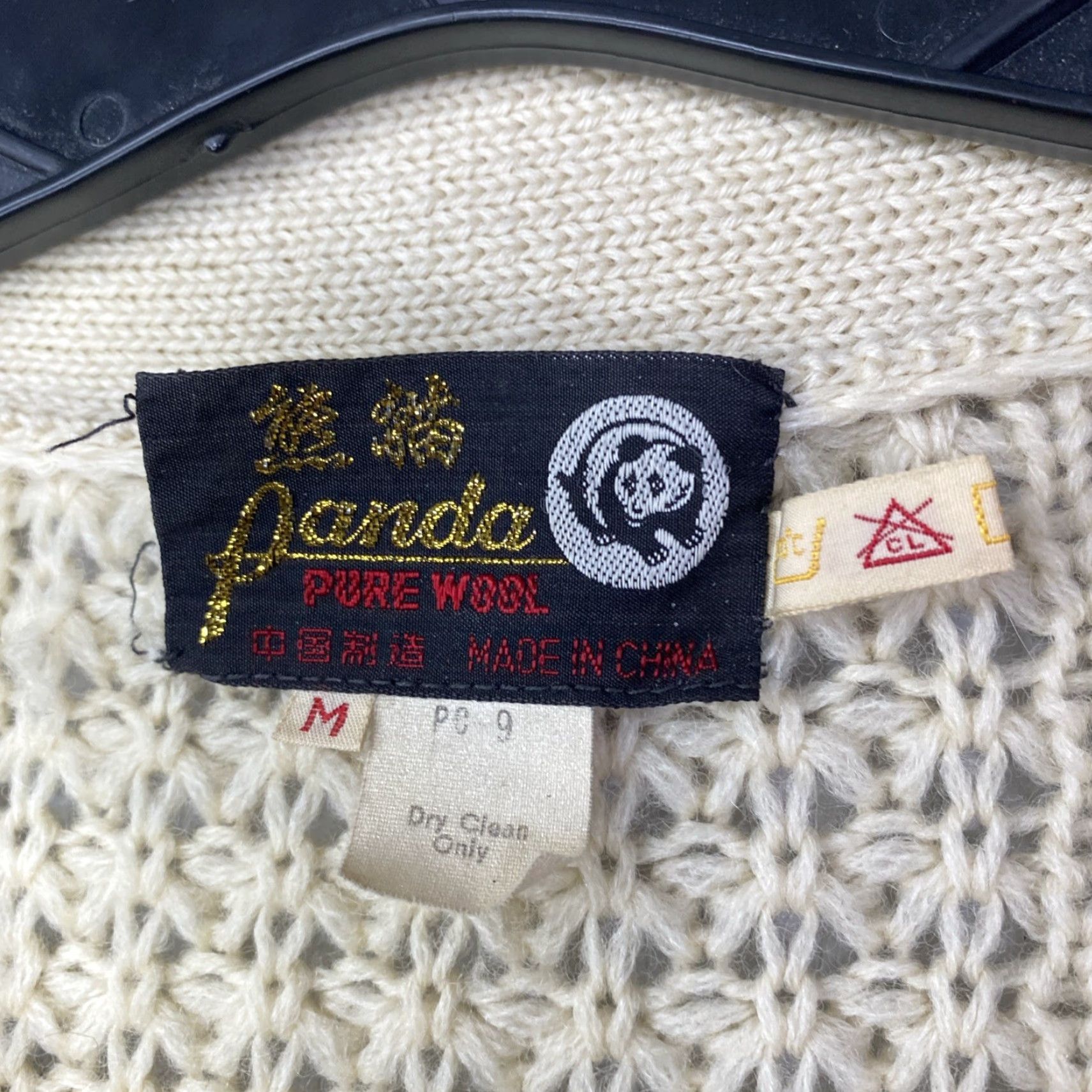 Vintage VINTAGE Panda Cardigan Sweater Beige Wool Crew Neck Button Down Cable-Knit M Womens/Unisex Adults Size M / US 6-8 / IT 42-44 - 3 Thumbnail