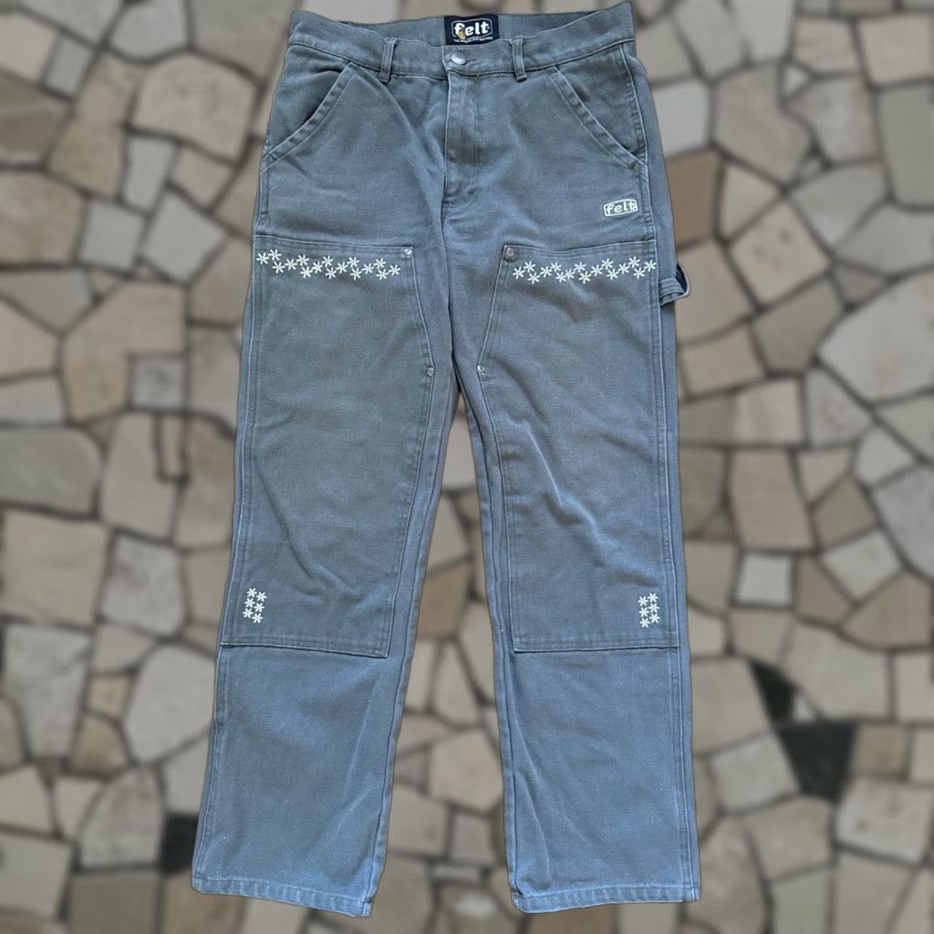 FELT FELT Carpenter Pants Flower Floral Embroidery S C22 Green KHAKIS Men 30 Regular Pre-ownedGood USPS Ground Advantage Size US 30 / EU 46 - 1 Thumbnail