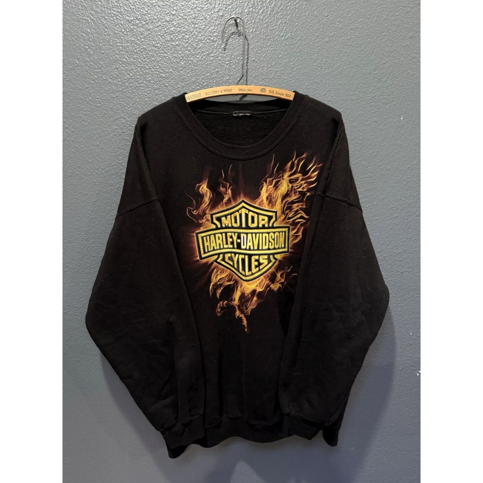 Harley Davidson VINTAGE Harley Davidson Sweatshirt 2XL Black Motorcycle Flames Graphic Pullover Mens Size US XL / EU 56 / 4 - 3 Thumbnail